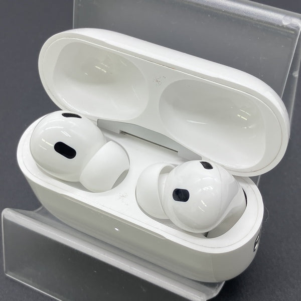 【中古】MagSafe充電ケース(USB-C)付きAirPods Pro(第2世代) MTJV3JA【秋葉原】