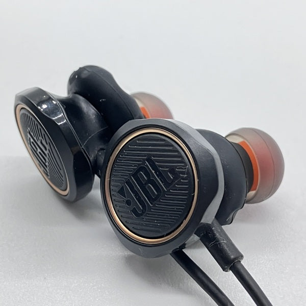 【中古】QUANTUM 50【JBLQUANTUM50BLK】【日本橋】