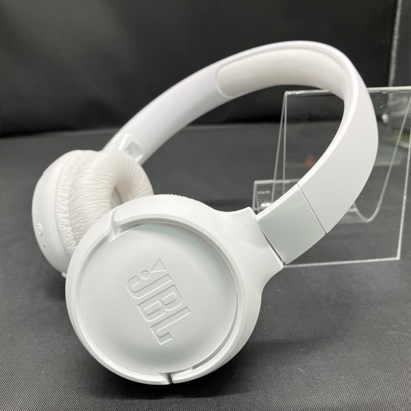 【中古】TUNE 520BT ホワイト【JBLT520BTWHT】【秋葉原】