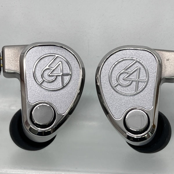 【中古】TWELVE Ti【64A-7761】【秋葉原】