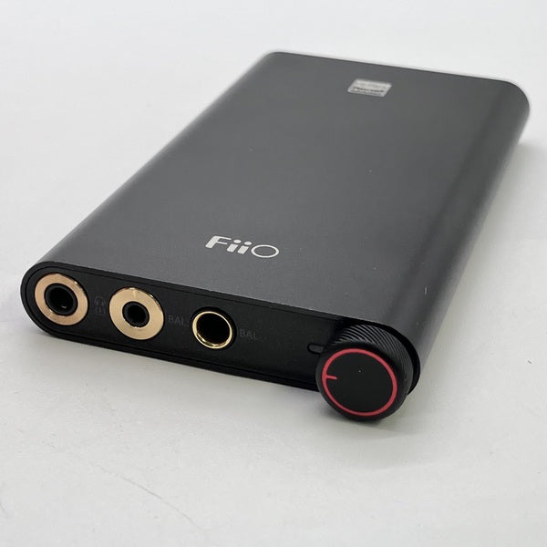 【中古】Q3 【FIO-Q3】【日本橋】