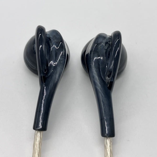 【中古】EM5 Black 【FIO-IEM-EM5-B】【秋葉原】