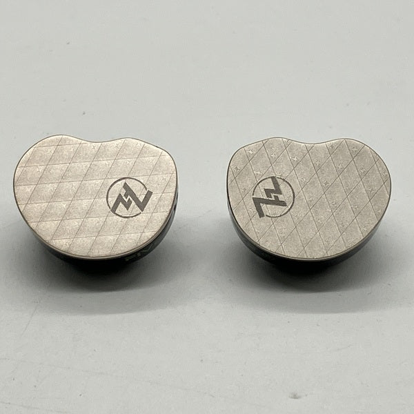 【中古】7HZ FIVE（ケーブル欠品）【名古屋】