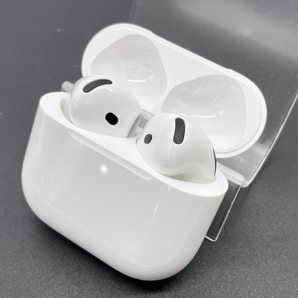 【中古】AirPods 5 MKFT4J/A（ワイヤレス充電ケース付き）【秋葉原】
