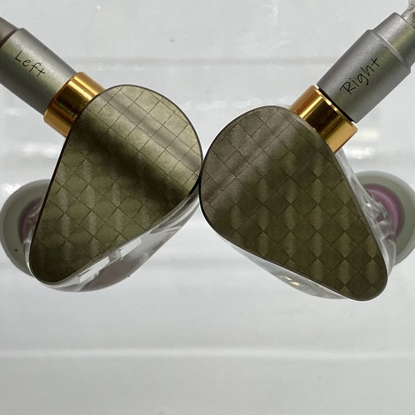 【中古】Surface【E14D】【日本橋】