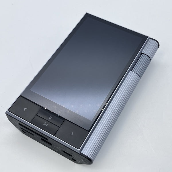 【中古】KANN Astro Silver 【AK-KANN-64GB-SLV】【秋葉原】