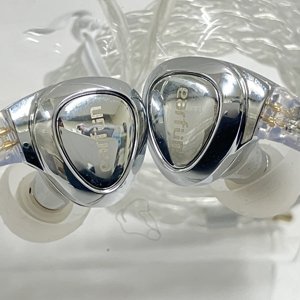 【中古】EarFun EH100【秋葉原】