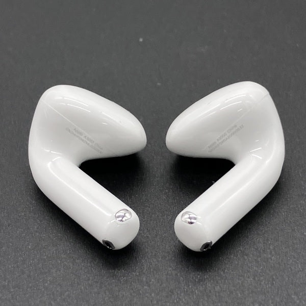 【中古】AirPods 4 MXP63J/A【日本橋】