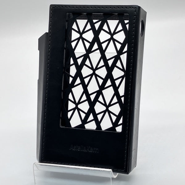 【中古】KANN CUBE Case Black 【AK-KANN-CUBE-CASE-BLK】【秋葉原】