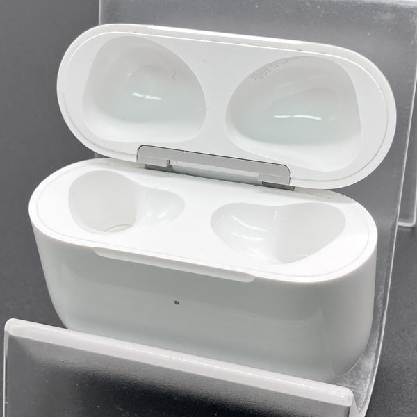【中古】AirPods 充電ケース (第3世代)【日本橋】