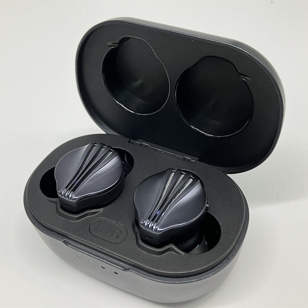 【中古】FW5 【FIO-FW5-B】【秋葉原】