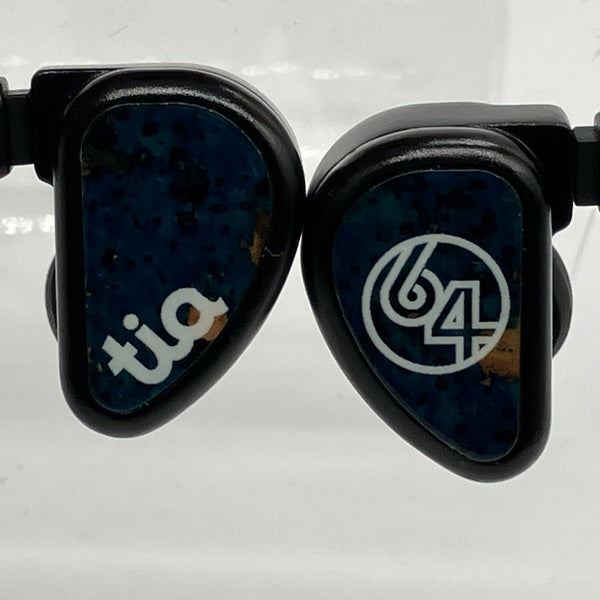 【中古】Fourt  Noir 【64A-8021】【秋葉原】
