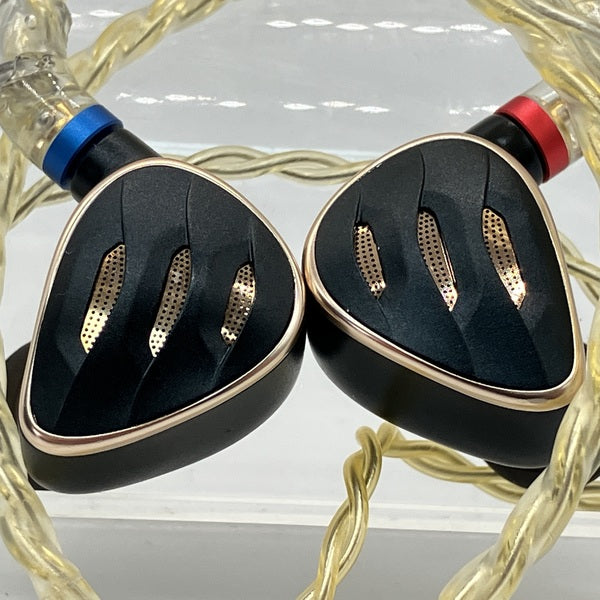 【中古】FH5s Black 【FIO-IEM-FH5S-B】【日本橋】
