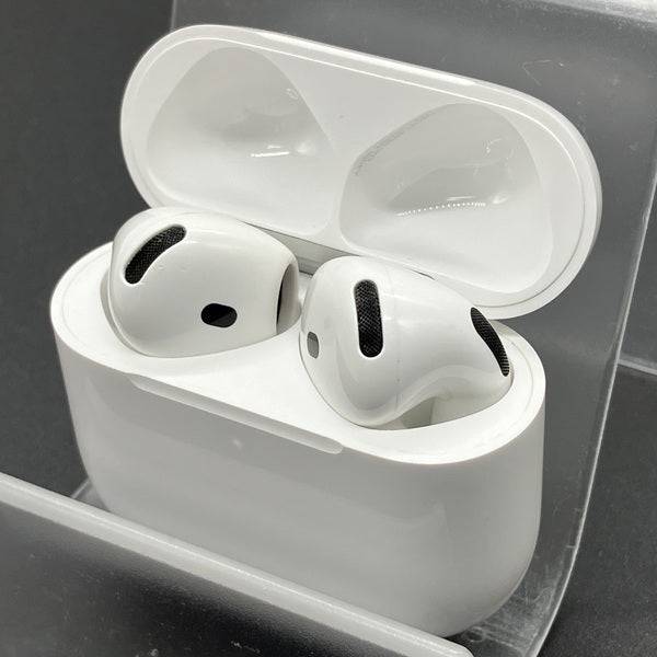 【中古】AirPods 4 MXP63J/A【秋葉原】