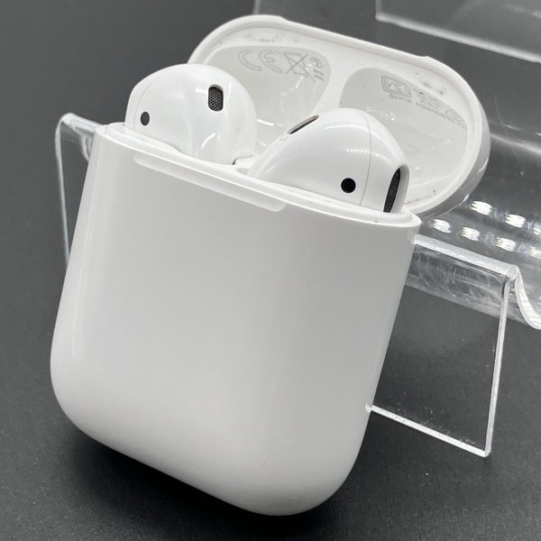 【中古】AirPods with Charging Case MV7N2J/A【名古屋】