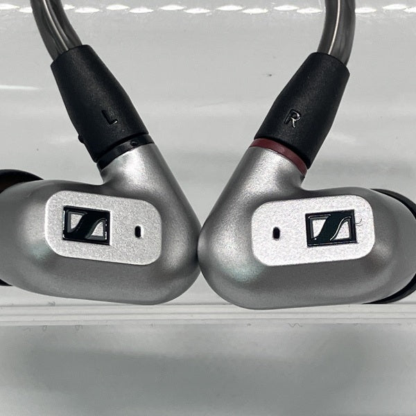 【中古】IE 200 Silver Edition【日本橋】