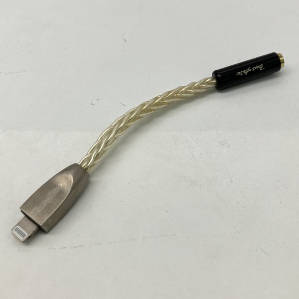 【中古】Prima Donna 8 Wired Lightning to 3.5mm Adapter Cable 【BEA-6141】【秋葉原】