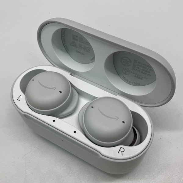 【中古】EchoBuds 第2世代（ワイヤレス非対応充電ケース）【秋葉原】