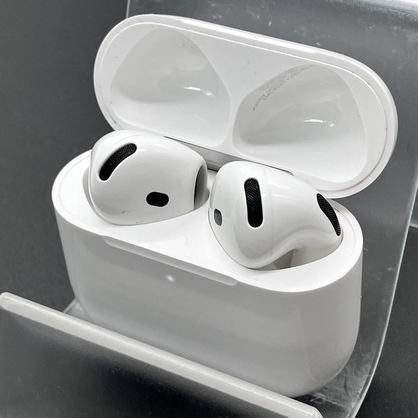 【中古】AirPods 4 MXP93J/A（アクティブノイズキャンセリング搭載）【名古屋】