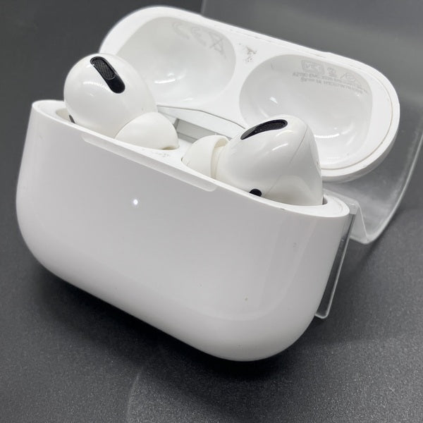 【中古】Apple AirPods Pro MLWK3J/A  (2021/Magsafe)【秋葉原】