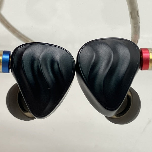 【中古】FH3 Black 【FIO-IEM-FH3-B】【日本橋】