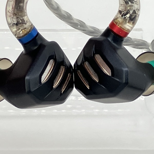 【中古】FH7s Black 【FIO-IEM-FH7S-B】【名古屋】