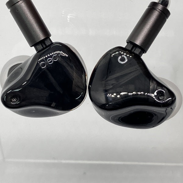 【中古】bleqk Lowmaster【秋葉原】