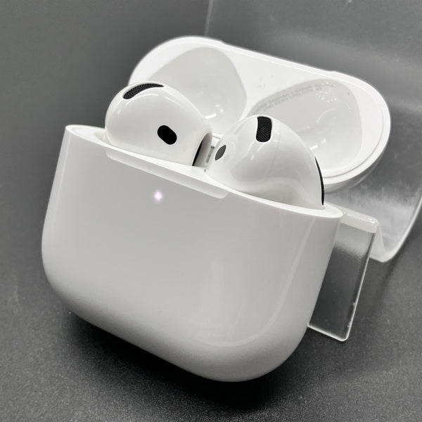 【中古】AirPods 4 MXP63J/A【日本橋】