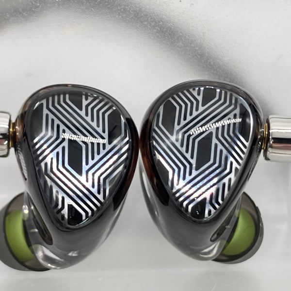 【中古】FA19 【FIO-IEM-FA19-B】【秋葉原】