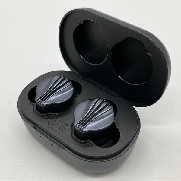 【中古】FW5 【FIO-FW5-B】【秋葉原】