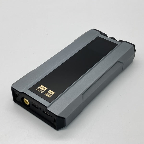 【中古】Q15 Titanium 【FIO-Q15-T】【秋葉原】
