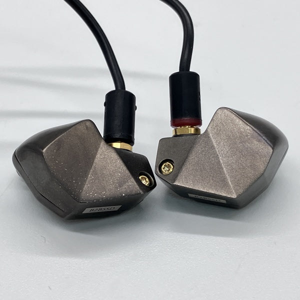 【中古】B2 【FI-B2BSSD】【秋葉原】
