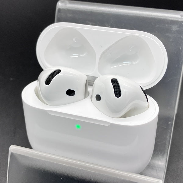 【中古】AirPods 4 MXP63J/A【日本橋】