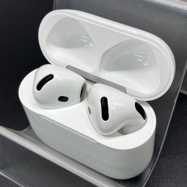 【中古】AirPods 4 MXP63J/A【名古屋】