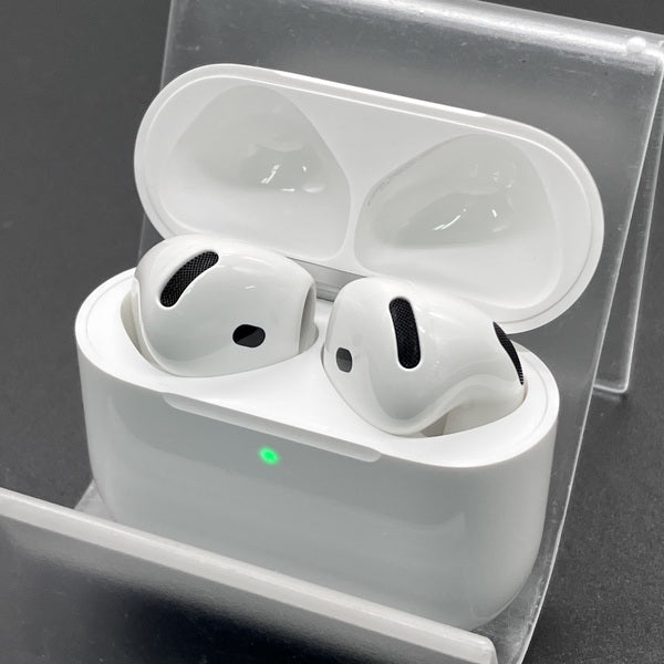 【中古】AirPods 4 MXP63J/A【秋葉原】