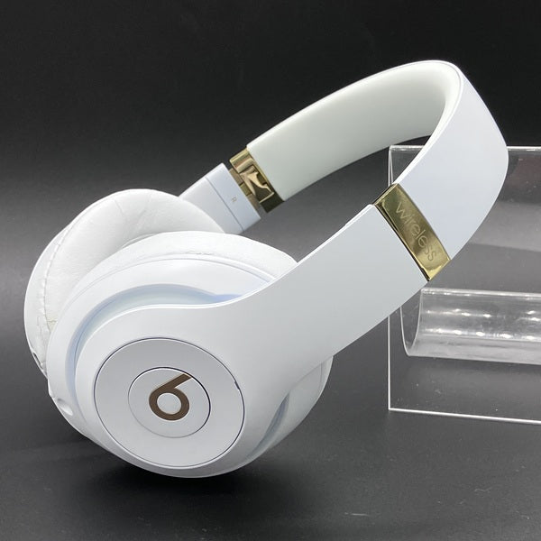 【中古】Beats Studio3 Wireless ホワイト 【BT STUDIO3 WL WHT】（MQ572PA/A）【秋葉原】