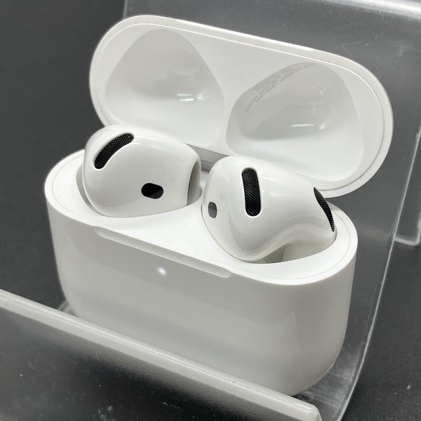 【中古】AirPods 4 MXP93J/A（アクティブノイズキャンセリング搭載）【日本橋】