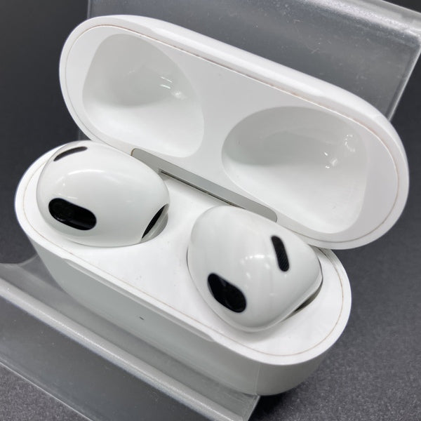 【中古】Airpods MME73J/A 3rd Generation【秋葉原】
