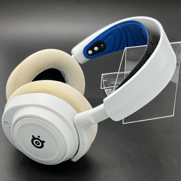 【中古】Arctis Nova 7P Wireless White 【61561J】【日本橋】