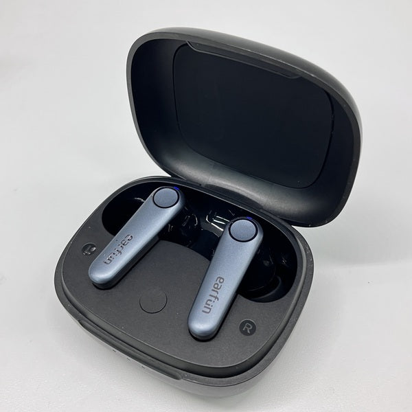 【中古】EarFun Air Pro 3 ブラック【秋葉原】