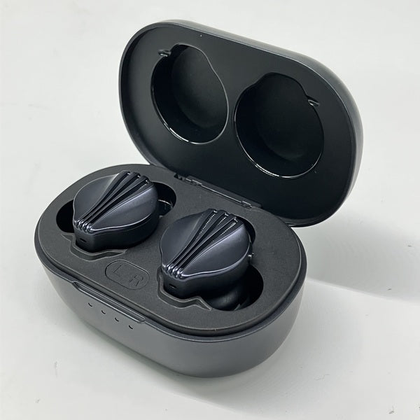 【中古】FW5 【FIO-FW5-B】【秋葉原】