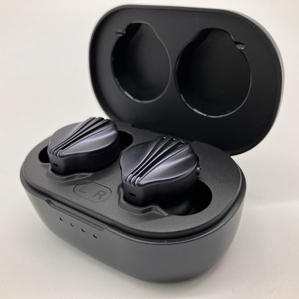 【中古】FW5 【FIO-FW5-B】【秋葉原】