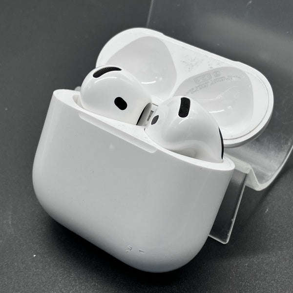 【中古】AirPods 4 MXP93J/A（アクティブノイズキャンセリング搭載）【名古屋】