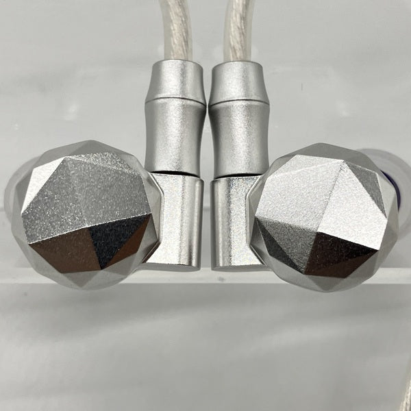 【中古】TRI I2【秋葉原】
