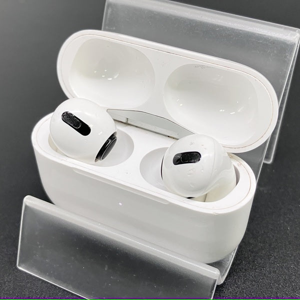 【中古】Apple AirPods Pro MLWK3J/A  (2021/Magsafe)【秋葉原】