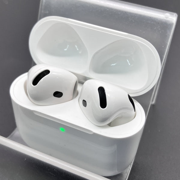 【中古】AirPods 4 MXP63J/A【秋葉原】