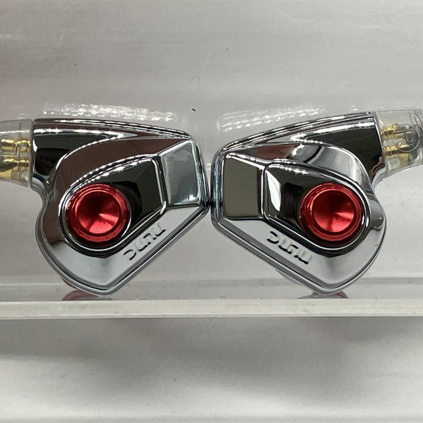【中古】TITAN S2 シルバー【秋葉原】