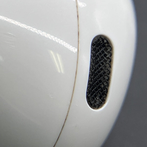 【中古】AirPods Pro (第2世代) MQD83J/A【秋葉原】