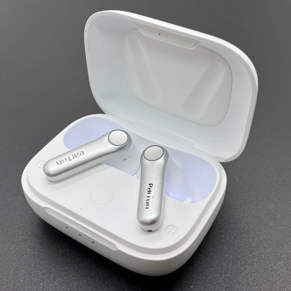 【中古】Air Pro 4 - White【秋葉原】