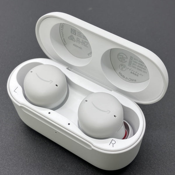 【中古】EchoBuds 第2世代（ワイヤレス非対応充電ケース）【日本橋】
